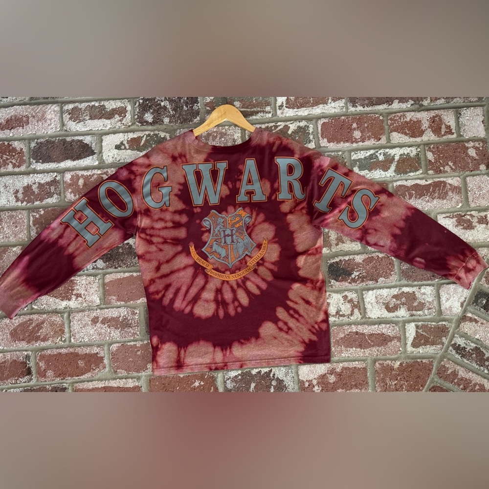 Warner Bros. Harry Potter Hogwarts Maroon Bleach Spiral Tie-Dye Long Sleeve Tee - Picture 2 of 9